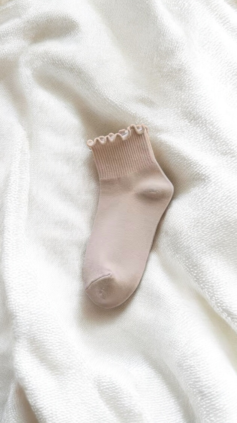 Petal Ruffle Socks