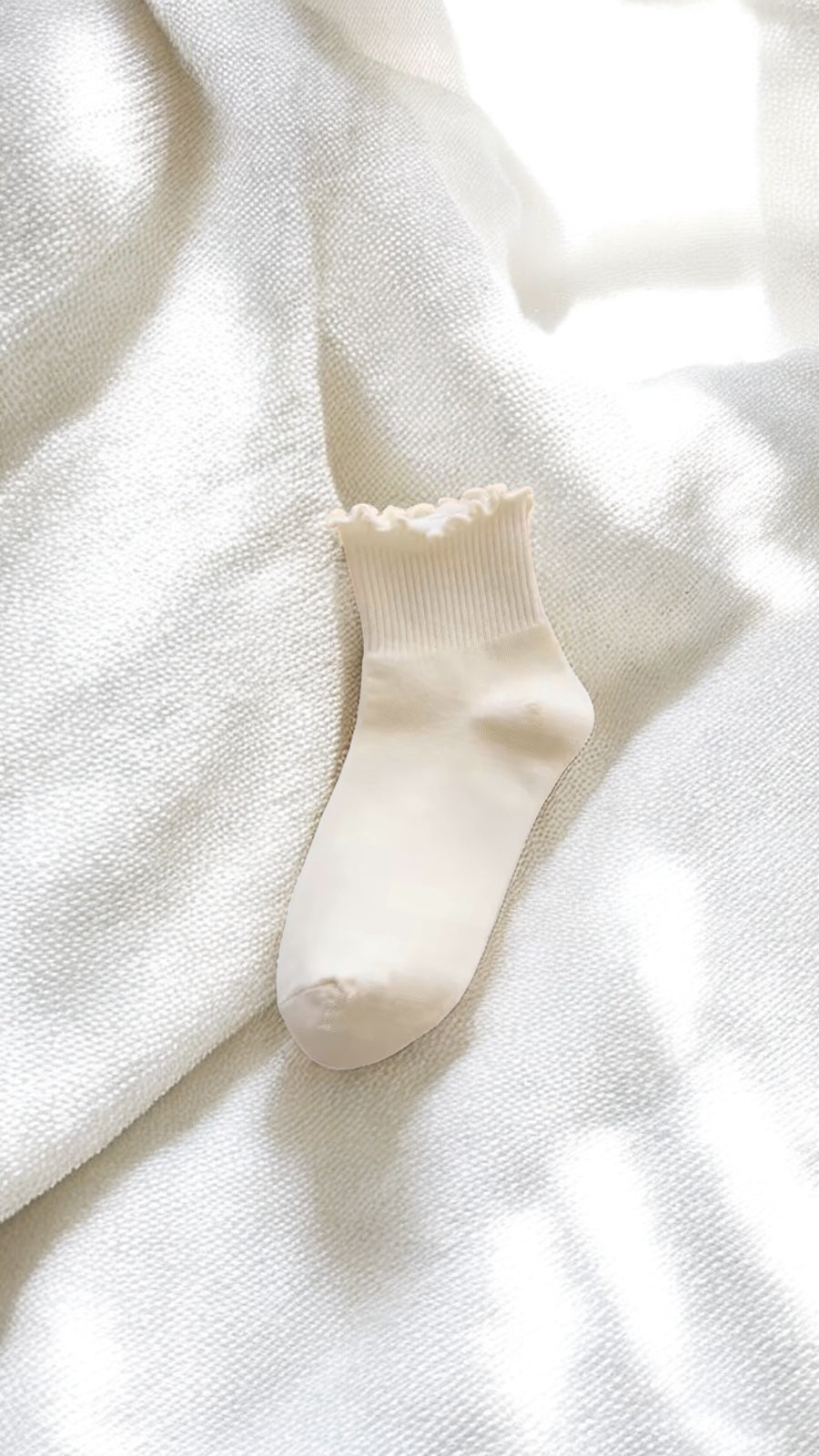 Petal Ruffle Socks